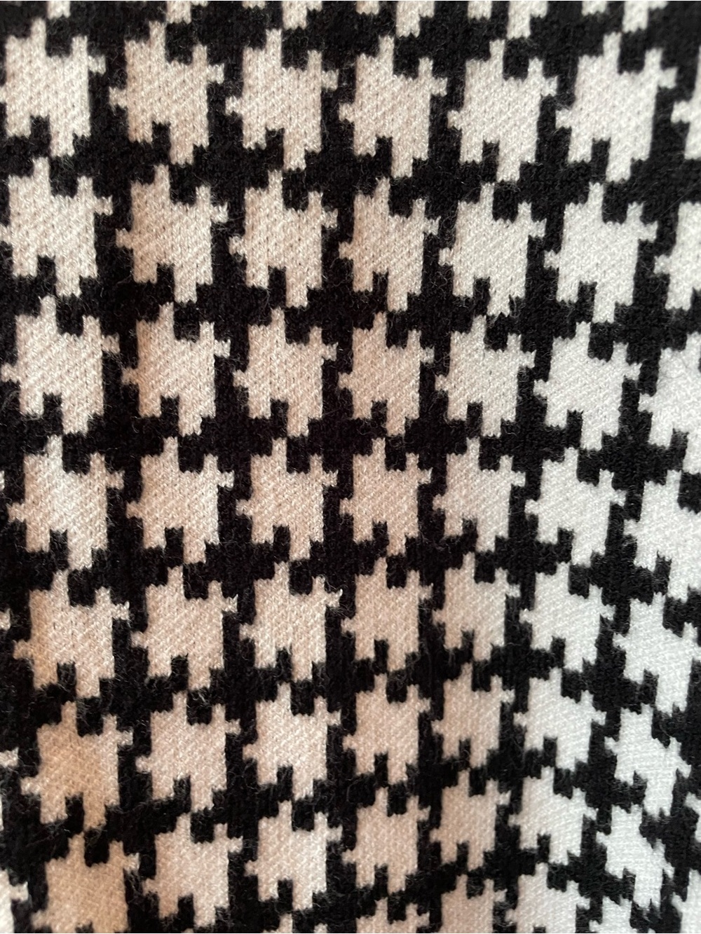 Black and Cream Houndstooth Crewneck Sweater - Women's - Picture 4 of 6